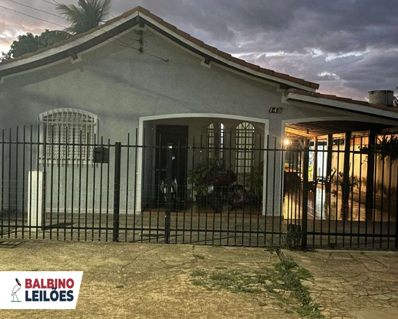 Casa com 2 quartos no Centro (foto 2 de 2)