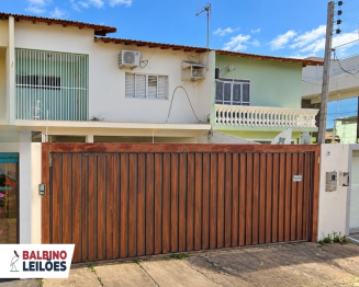 Lote 1 - MT - Cáceres - Centro | Casa - com terreno de 240m²